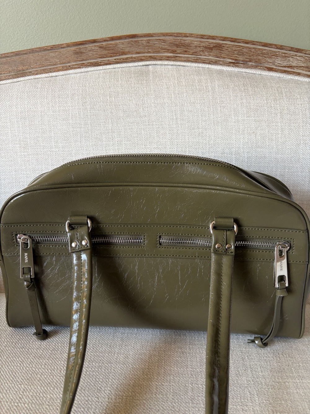 Raive Olive Green Leather Molly Shoulder Bag - Classic Tote - Picture 12 of 13